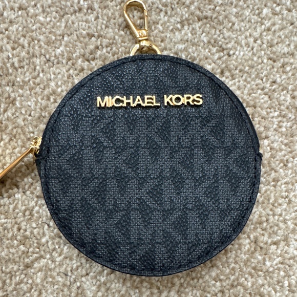 Michael Kors Jet Set Travel Small Logo Shoulder Bag with Pouches - Picture 15 of 16